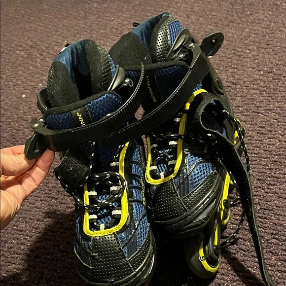 Schwinn Black and Blue Kids Skates - Picture 3 of 4